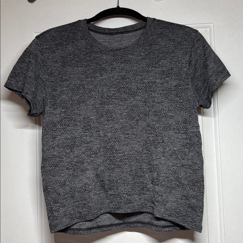 Lululemon Swiftly Breathe Crew in Black/White - Picture 4 of 5